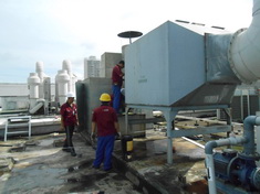 �������ص��b��˾���M(j��n)���O(sh��)����b